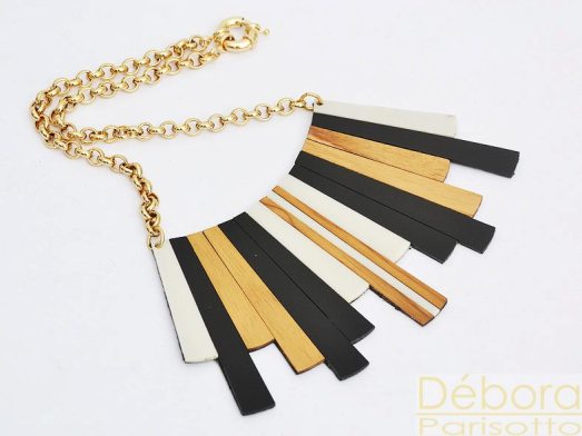 556274_377197422312425_717746780_n