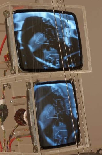 OBRA DE ARTE DA SEMANA: 'TV Cello' de Nam June Paik – Artrianon