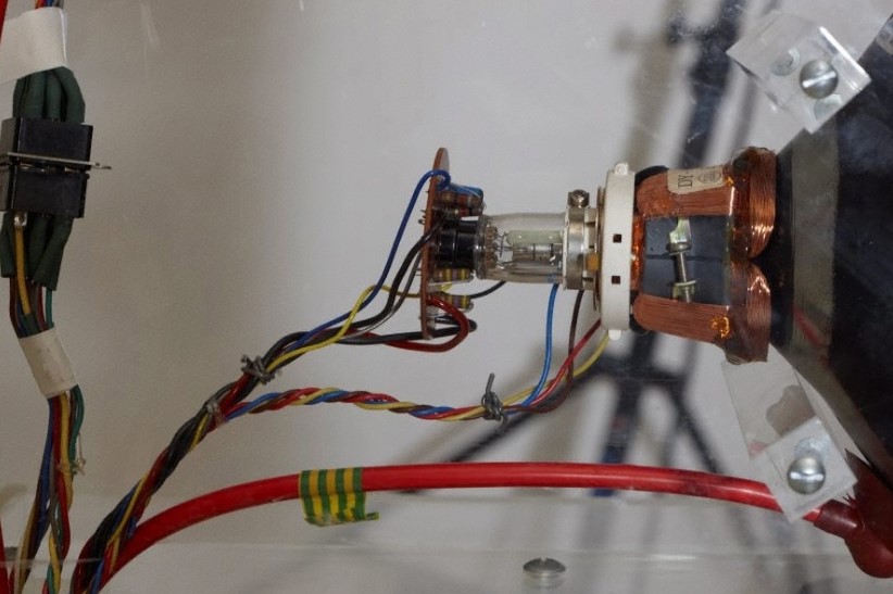 OBRA DE ARTE DA SEMANA: 'TV Cello' de Nam June Paik – Artrianon